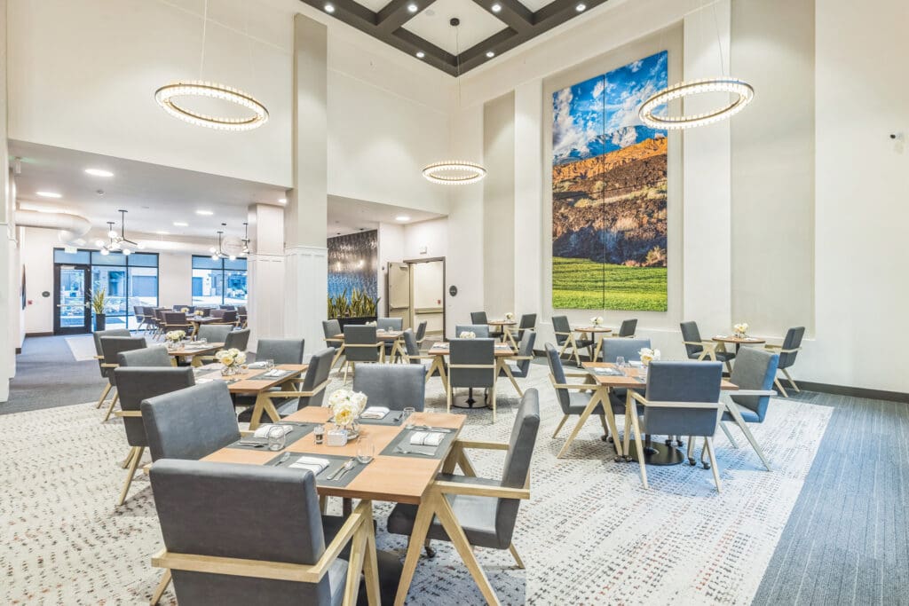 Dining room area at Snow Canyon